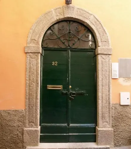 Ξενοδοχείο με διαμερίσματα Posta Argegno