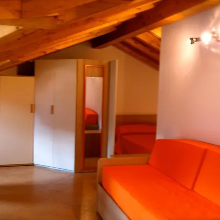 Posta Aparthotel Argegno