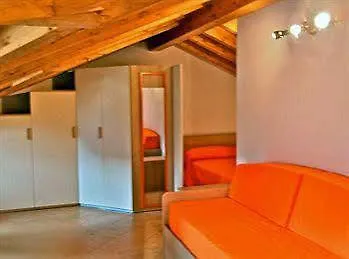 Aparthotel Posta Argegno