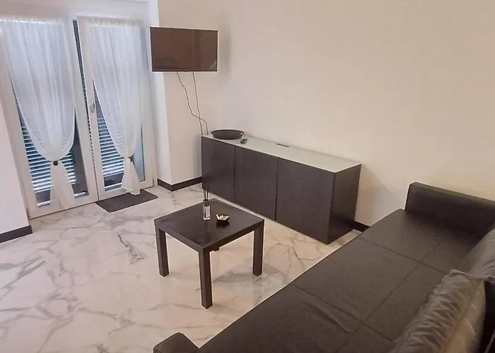 شقة فندقية لوكاندا بوستا 4*