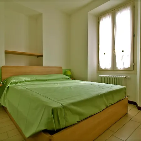 מלון דירות Posta 4*